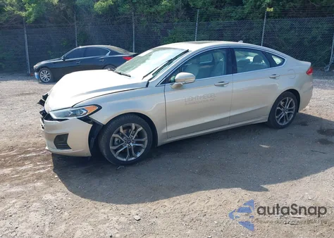 2019 Ford Fusion Sel z USA, uszkodzony, nr VIN 3FA6P0CD7KR219681